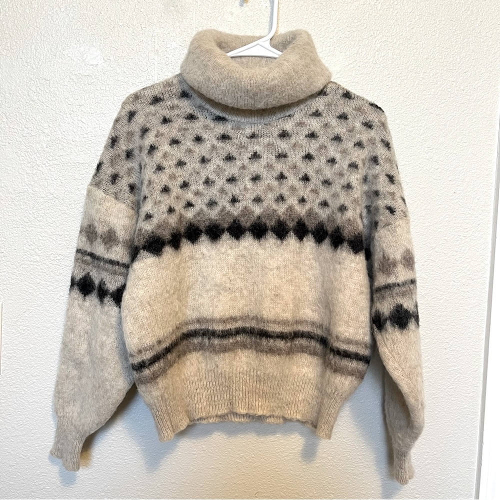 Vintage wool turtleneck sweater Samband of Iceland 100% virgin new wool knit